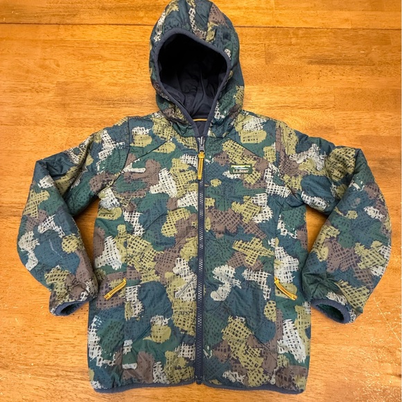 L.L. Bean Kids Reversible Camo Puffer Hooded Jacket M 5/6 - Picture 1 of 4